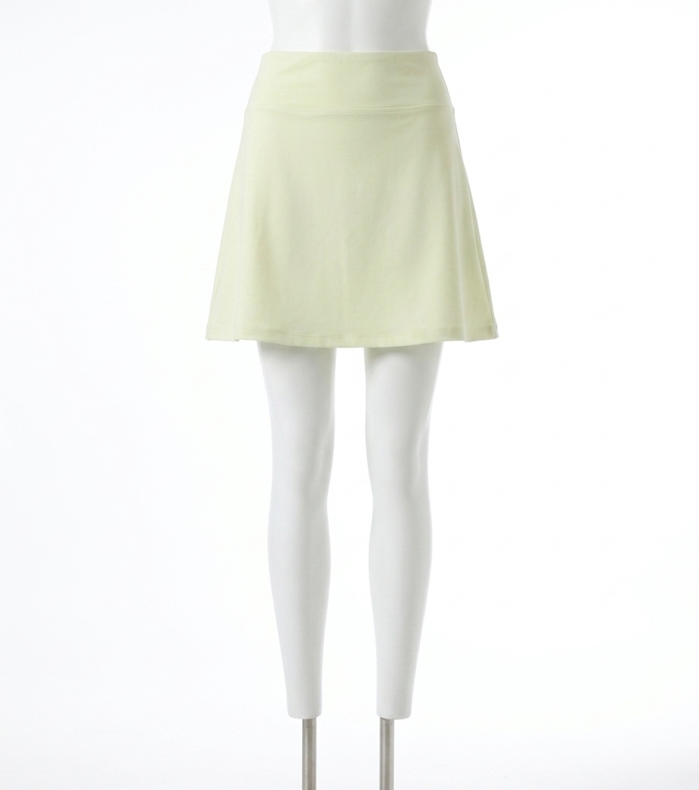 NEW SKIES ARE BLUE mattie airy soft skort in primrose